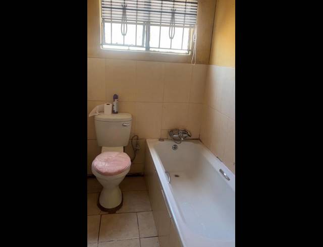 2 BEDROOM HOUSE FOR SALE IN VOSLOORUS